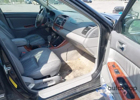 2003 Toyota Camry Xle V6 from USA, damaged, VIN 4T1BF30K23U046920